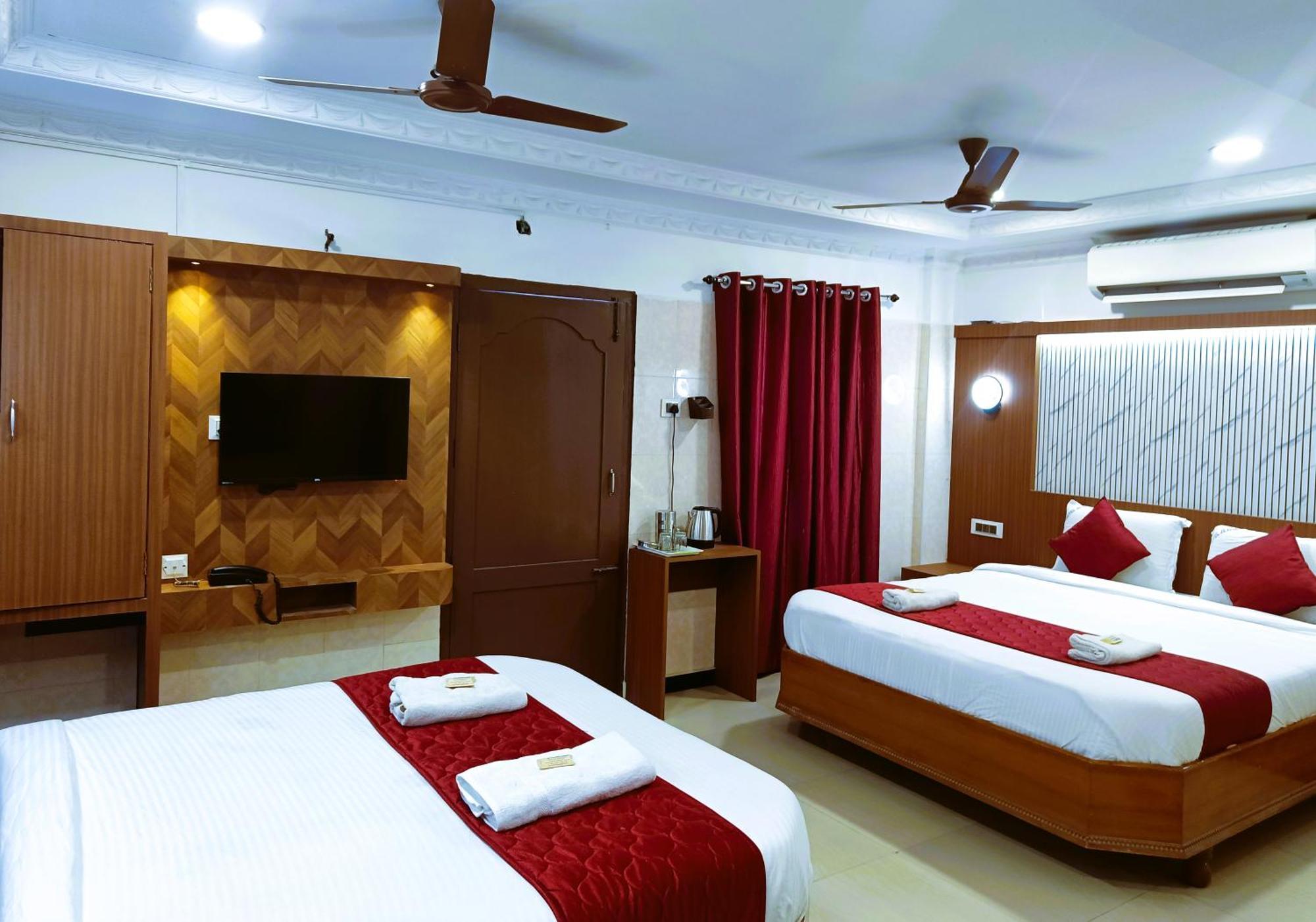 Hotel Jeyam Канниякумари Экстерьер фото