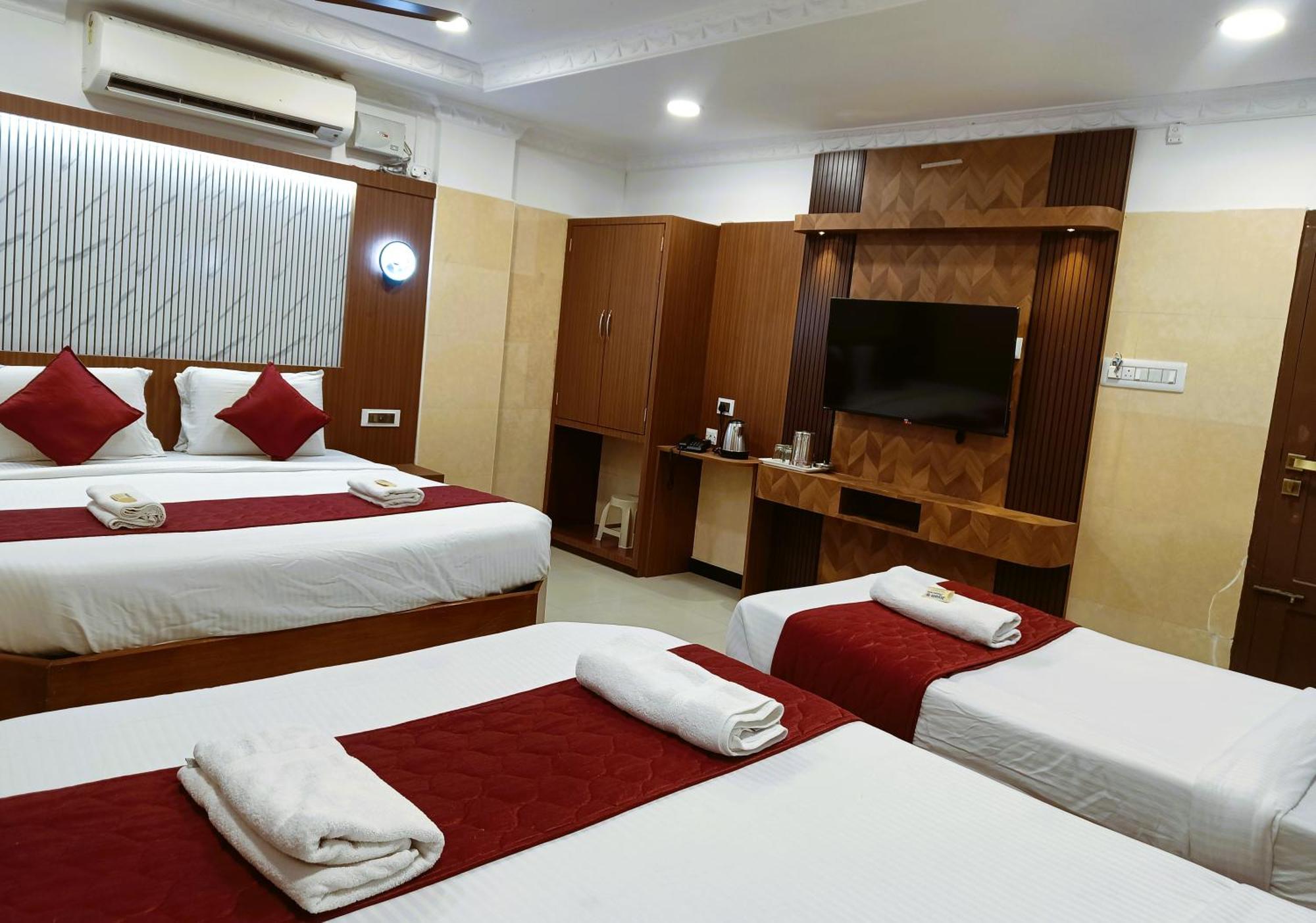 Hotel Jeyam Канниякумари Экстерьер фото